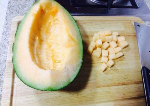 吃个鸡肉吃哈密瓜,探寻美味碰撞的饮食新风尚