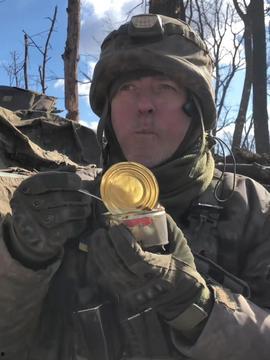 战地记者吃瓜,前线视角下的战争与人性