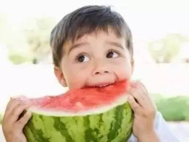 涵宝宝吃瓜,揭秘娱乐圈那些不为人知的幕后故事