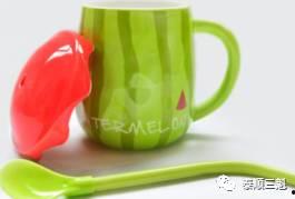 吃瓜水杯,时尚饮品新宠，夏日消暑神器