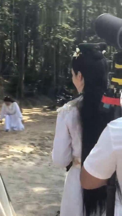 吃瓜售楼女,揭秘售楼行业背后的故事